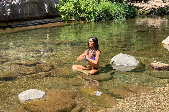 Morning Kundalini Yoga in Sedona: Red Rock Sunrise Kundalini Session photo 3