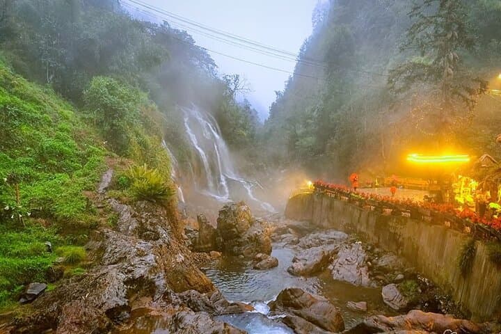 Private Sapa Waterfalls Trek to Tribal Villages — Silver & Love Waterfalls Day Tour photo 5