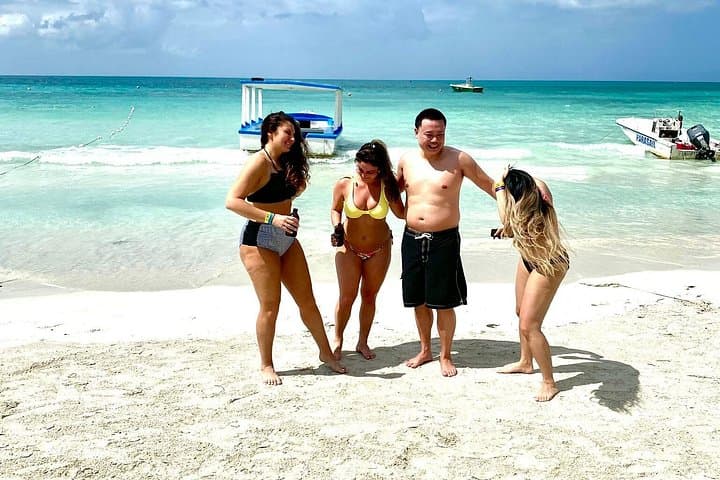 Savor Sun and Fun on Negril's Pristine Shores photo 3