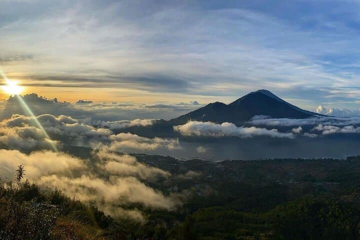 Mount Batur Sunrise Trek & Natural Hot Spring Guide — Hike, Crater Rim, Soak photo 6