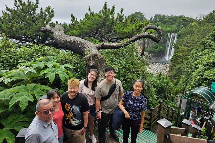 Hike Jeju’s Hallasan and Oreum Volcanic Cones — Day Tour Guide photo 1