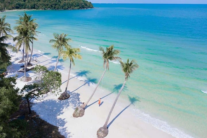 Discover Northern Phu Quoc: Full-Day Kayak, Beaches & Village Tour
