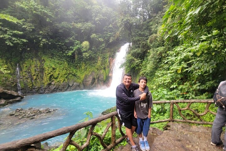 Rio Celeste Day Hike, Sloth Sanctuary & Katira Labyrinth — Day Trip from Tamarindo photo 3