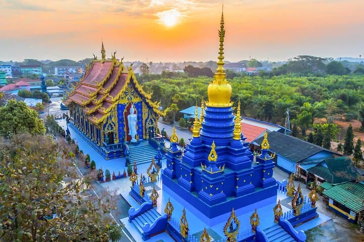 Chiang Rai Temples Day Trip from Chiang Mai: White Temple, Blue Temple & Red Temple photo 2