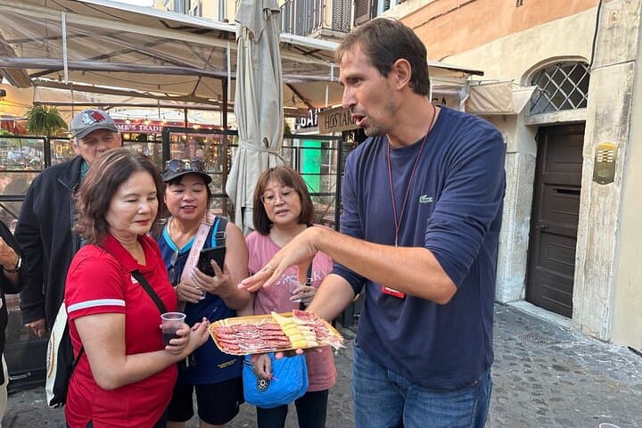 Trastevere Evening Food Tour: Rome Street Food, Dinner & Wine Experience photo 4