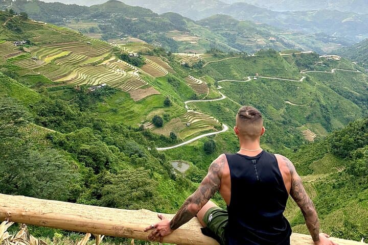 Ha Giang 2-Day Loop: Ma Pi Leng Pass & Nho Que River Private Tour photo 4