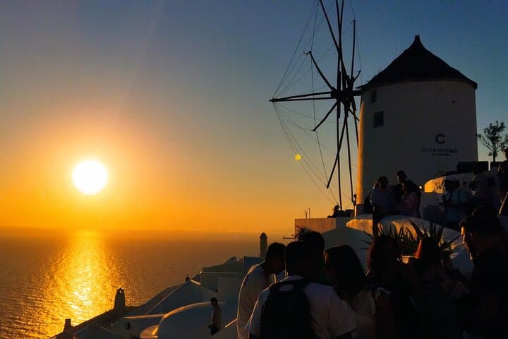 Caldera Walking Tour: Fira to Imerovigli — Santorini's Cliffside Walk