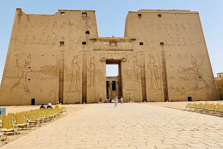 Week in Egypt: Pyramids, Felucca Cruise & Ancient Temples photo 3