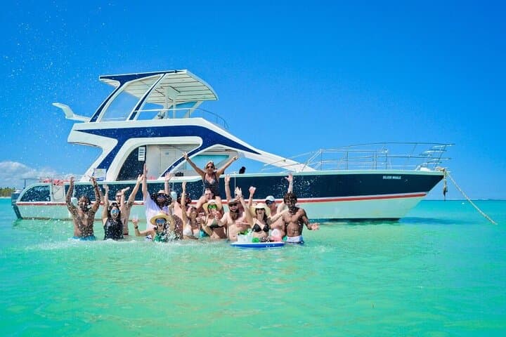 Punta Cana Party Boat: Catamaran Snorkel & Natural Pool Experience photo 4
