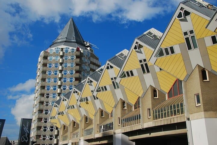 Rotterdam Highlights & History Walking Tour — Modern Architecture & WWII Rebirth photo 3