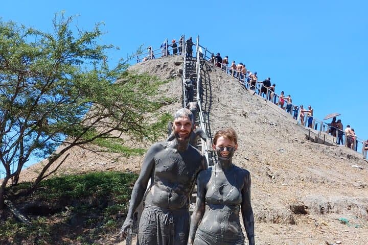 Mud Volcano Day Trip from Cartagena: El Totumo Mud Bath and Beach Pasadia photo 2