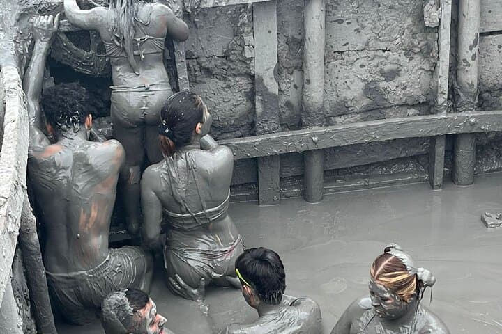 Mud Volcano Day Trip from Cartagena: El Totumo Mud Bath and Beach Pasadia photo 5