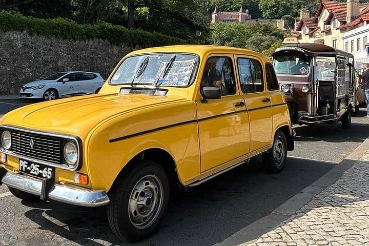 Explore Sintra and Cascais by Renault 4L: Full-Day Classic Car Tour photo 2