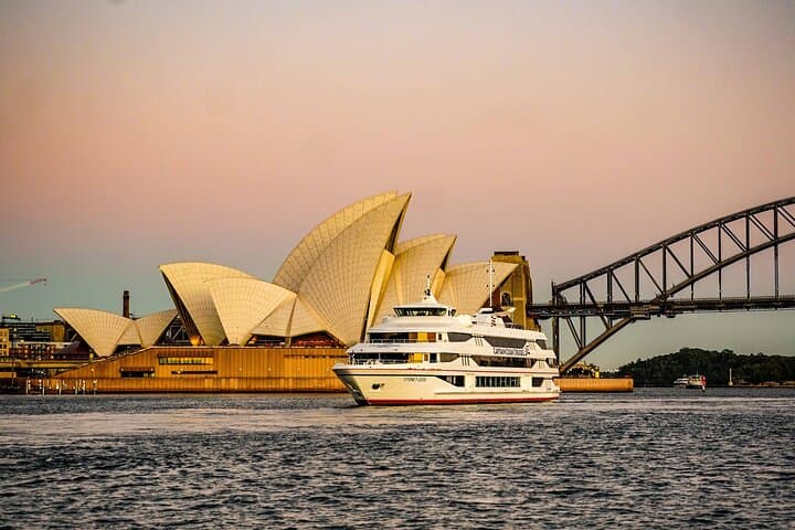 Sunset Dinner Cruise on Sydney Harbour from Darling Harbour