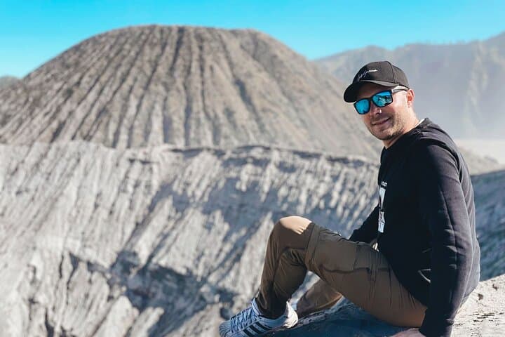 Bromo Midnight Sunrise Jeep Tour from Surabaya and Malang photo 6