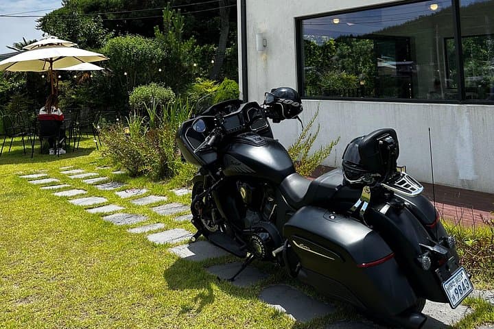 Coastal Motorcycle Tour in Busan — Haeundae Beaches, Temples & Cafes by Bike photo 2