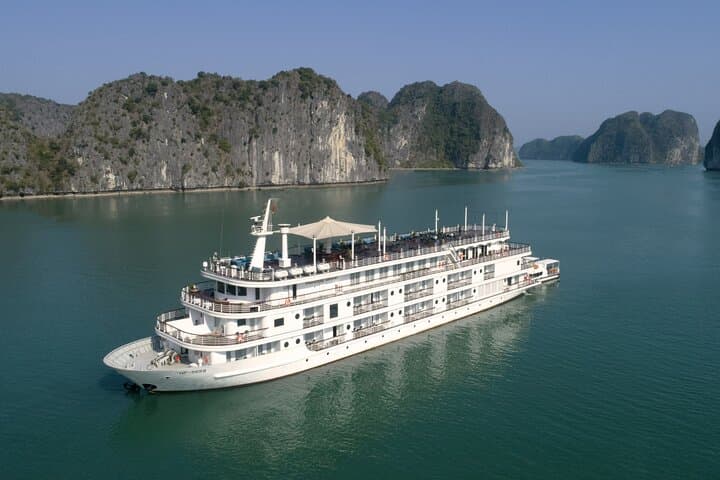 5-Star Lan Ha Bay Overnight Cruise: Kayaking, Cycling & Live Music on Paradise Grand photo 5