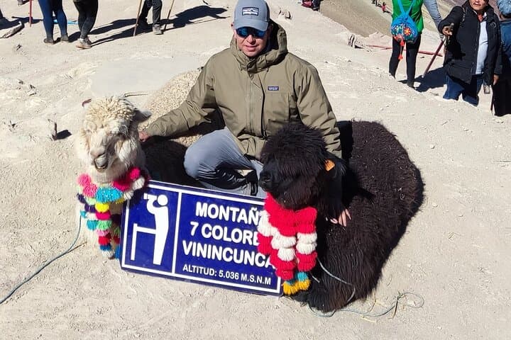 Rainbow Mountain (Vinicunca) Full-Day Trek from Cusco — Route, Altitude & Practical Tips photo 4