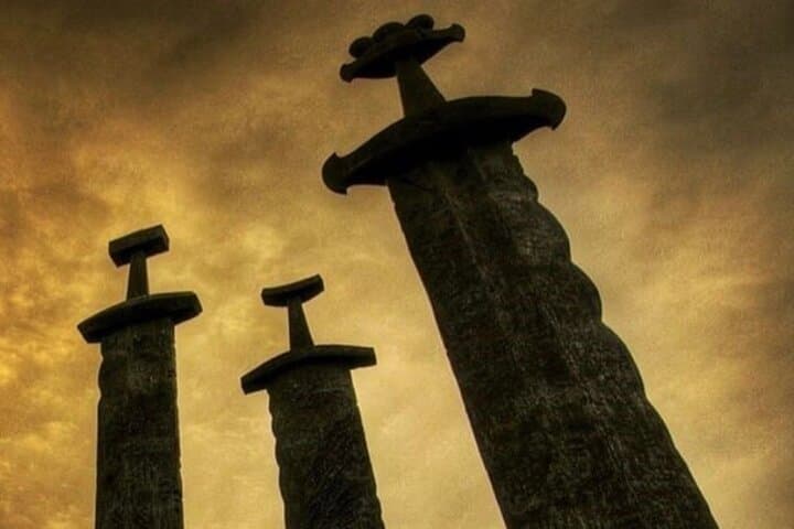 Walk with Viking Warriors: Dublin’s Viking & Medieval Quarter Tour photo 2