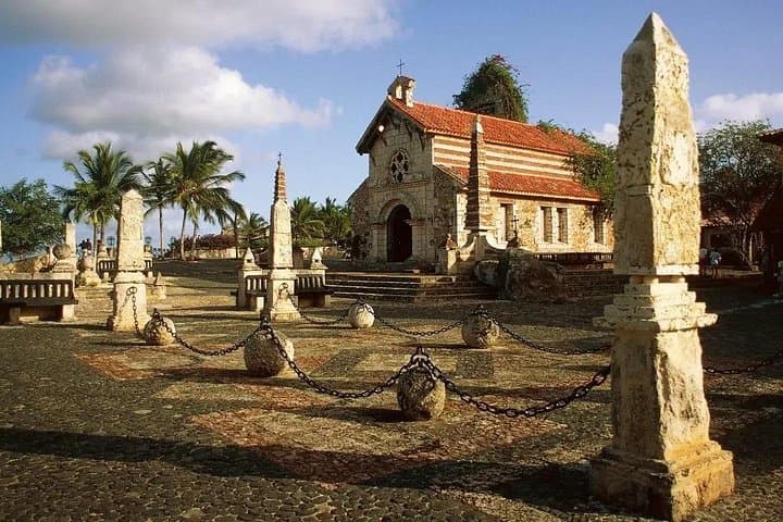 Altos de Chavón City of Stones: Day Trip from Punta Cana photo 3