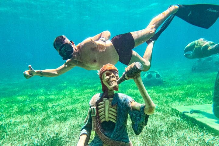SunCay Underwater Sculpture Snorkel & Iguana Encounter — Day Trip from Nassau