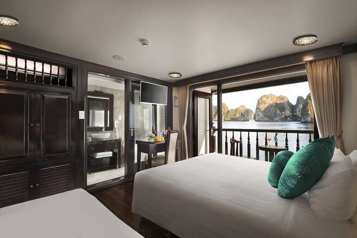 Alisa Premier Cruise Halong Bay: Luxury 2-Day, 1-Night Cruise with Kayaking & Sung Sot Cave photo 6
