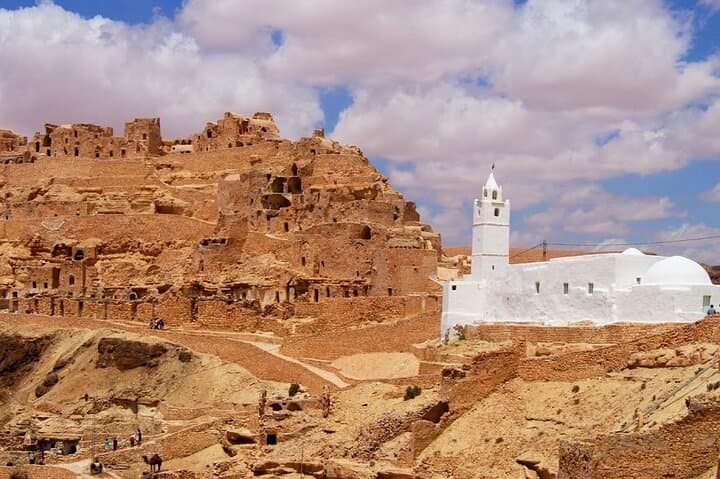 Tataouine Star Wars Tour: Ksar Ouled Soltane, Douiret & Chenini Day Trip