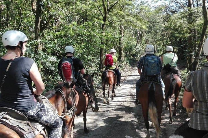 Tubing and Horseback to the Sky-Blue River in Guanacaste photo 2