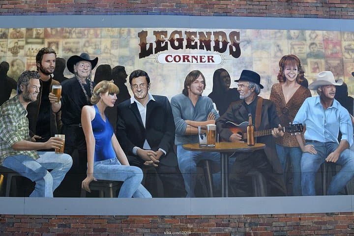 Explore Nashville: Private Walking Tour with Johnny Cash Museum Admission