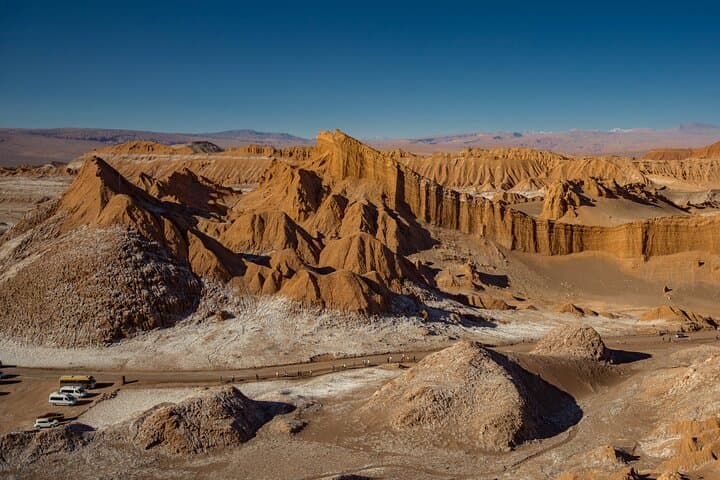2-Day Atacama Circuit: Moon Valley, Rainbow Valley, Tatio Geysers & Laguna Cejar