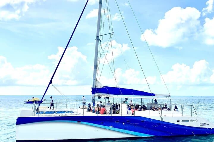 Isla Contoy Day Trip from Cancun: Snorkel Pristine Reefs, Birdlife & Isla Mujeres photo 3