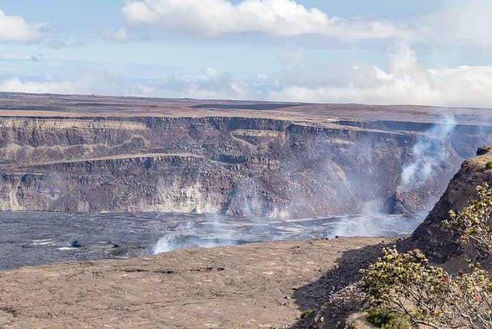 Hilo Volcanoes, Waterfalls, and Black Sand: A Private Big Island Shore Excursion