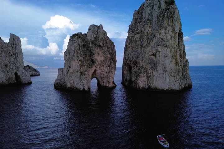 Capri Full-Day Private Boat: Dolce Vita, Coves & Blue Grotto Experience photo 5