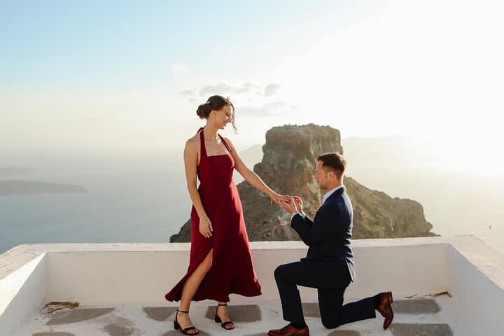 Santorini Proposal Photographer — Private Proposal Photos in Oia & Imerovigli