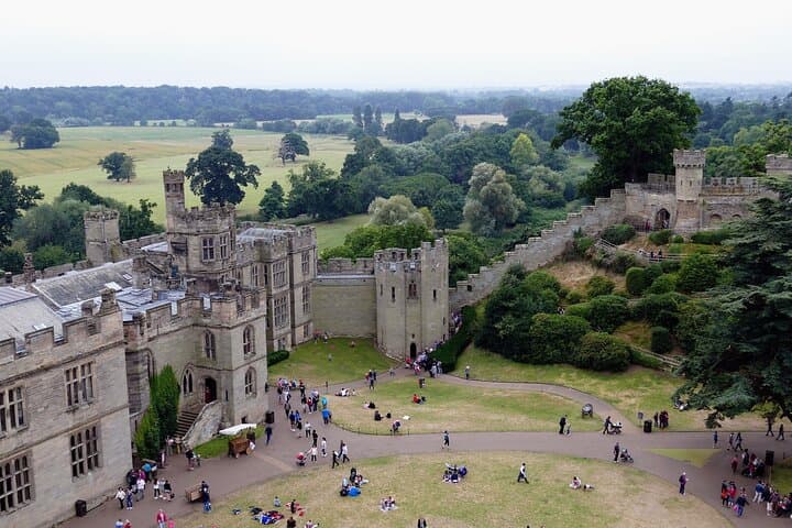 Blenheim Palace, Shakespeare & Warwick Castle — Private Day Tour from London