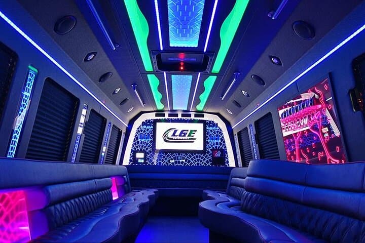 Dallas Private Brewery Limousine Tour: Best Craft Beer Experience in a Limo photo 2