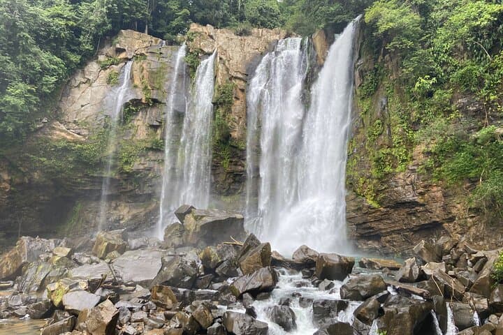 Hacienda Barú to Nauyaca Falls: Full-Day Rainforest & Waterfall Adventure