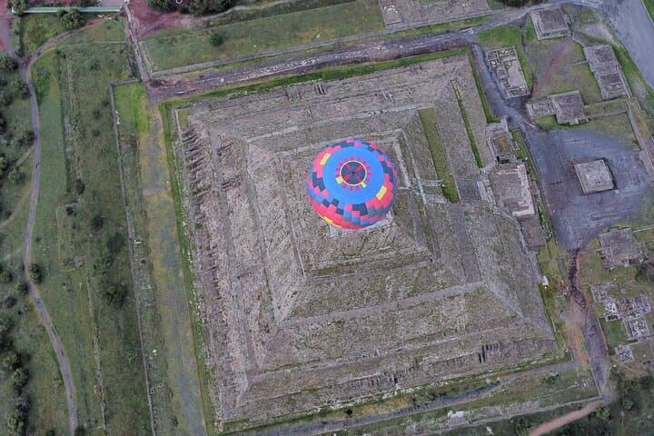 Hot Air Balloon Over Teotihuacan: Sunrise Flight from Mexico City photo 3