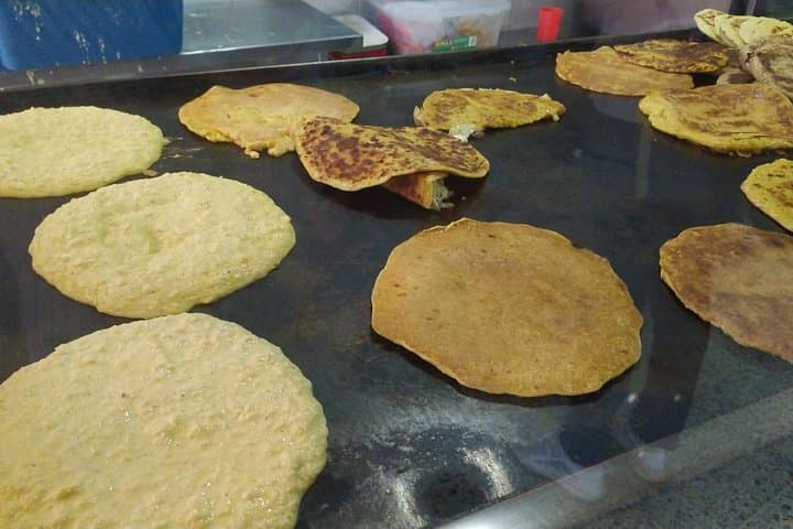 Bogotá Graffiti Tour & Paloquemao Market Private Gastronomic Walk photo 2