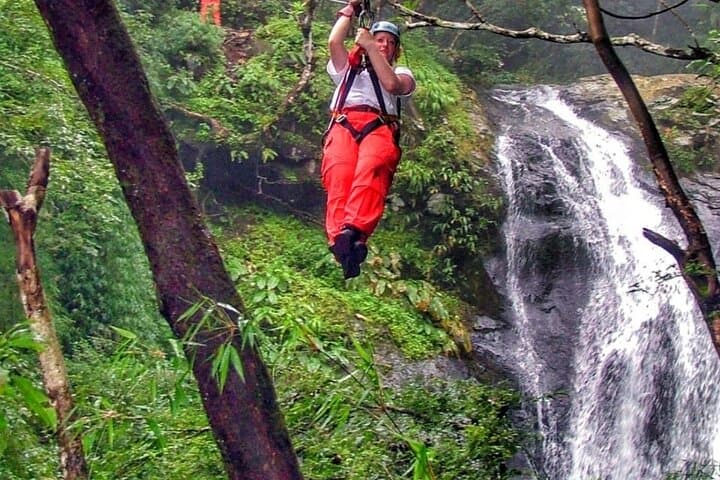 Ultimate Waterfall Zipline Near Jaco: 18 Lines Over 11 Falls photo 2
