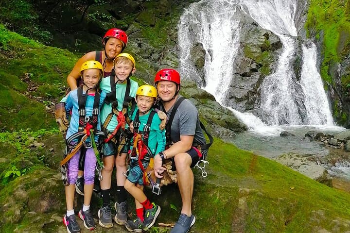 Ultimate Waterfall Zipline Near Jaco: 18 Lines Over 11 Falls photo 5