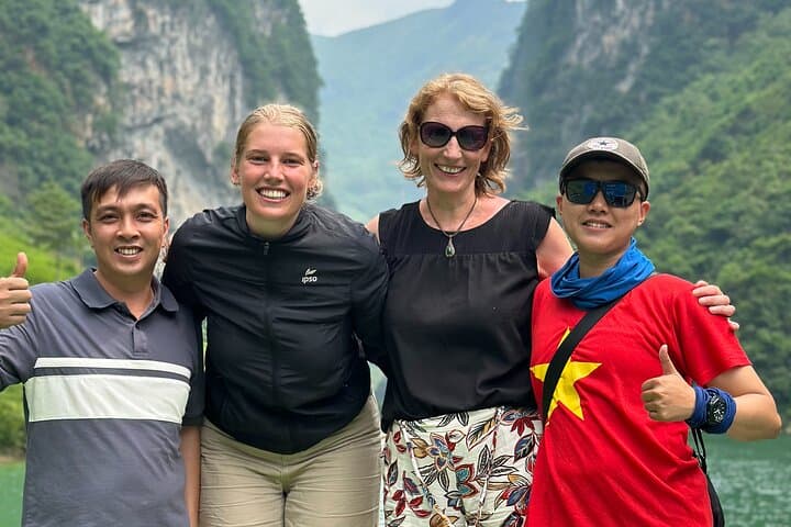 Ha Giang Loop 3-Day Motorbike Tour: Ma Pi Leng, Dong Van & Nho Que River photo 4