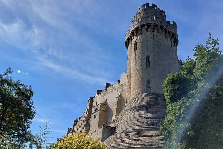 Haunted Warwick: Ghosts, Crime & Legends Self-Guided Walking Quest photo 5