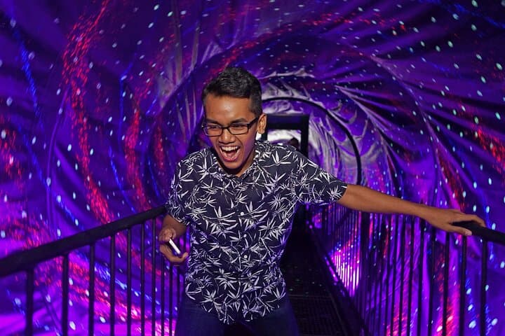 Museum of Illusions Dubai Ticket — Mind‑Bending Optical Exhibits in the Heart of Dubai photo 6