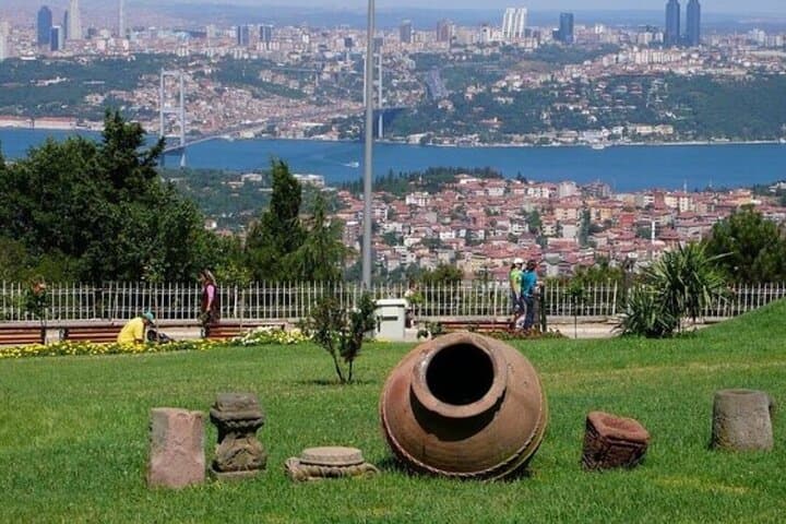 Two Continents in a Day: Istanbul Bus Tour & Bosphorus Cruise photo 3