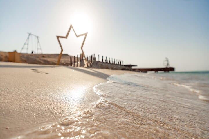 Paradise Island Snorkel Trip from Hurghada — Hula Hula Day Cruise