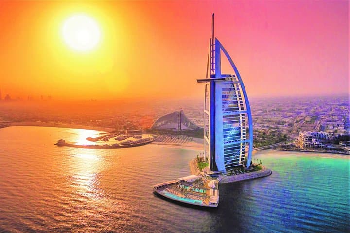 Dubai After Dark: 4-Hour Guided Night City Highlights & Dinner