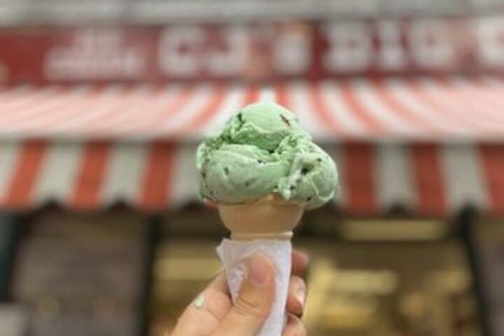 Bar Harbor Food Walking Tour: Lobster Rolls, Ice Cream & Balance Rock (2 Hours) photo 4