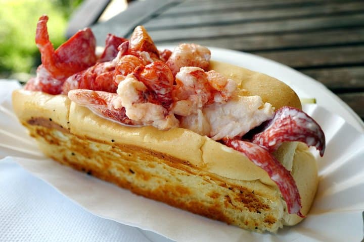Bar Harbor Food Walking Tour: Lobster Rolls, Ice Cream & Balance Rock (2 Hours) photo 3