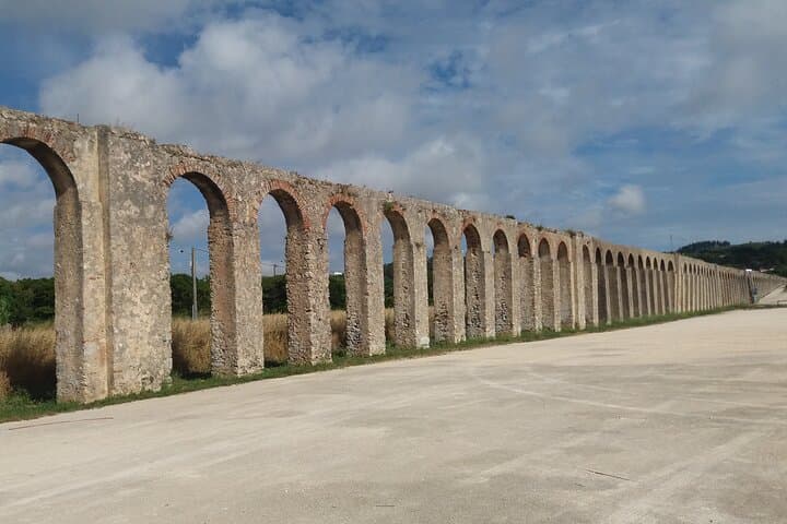 Classic 4: Fátima, Batalha, Nazaré & Óbidos Express from Lisbon photo 4